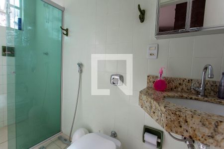 Casa à venda com 150m², 3 quartos e 2 vagasBanheiro da Suíte