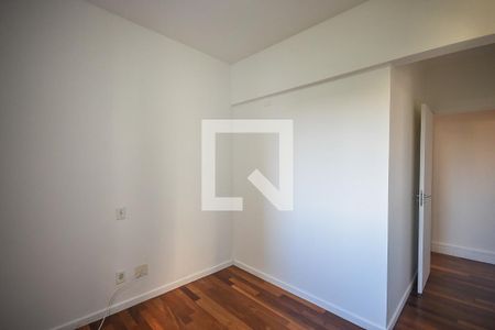 Apartamento à venda com 82m², 3 quartos e 2 vagasQuarto 2