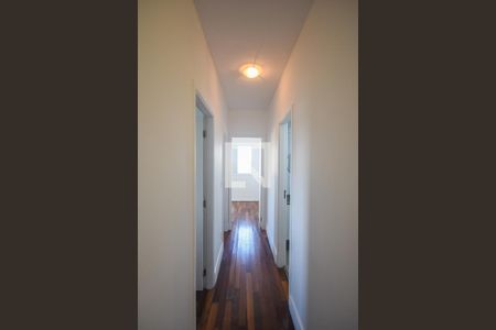 Apartamento à venda com 82m², 3 quartos e 2 vagasCorredor