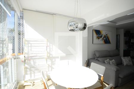 Apartamento para alugar com 65m², 2 quartos e 1 vagaVaranda Sala