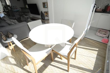 Apartamento para alugar com 65m², 2 quartos e 1 vagaVaranda Sala