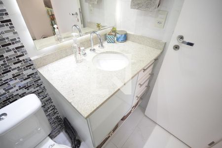 Apartamento para alugar com 65m², 2 quartos e 1 vagaBanheiro