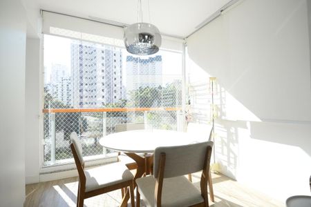 Varanda Sala de apartamento à venda com 2 quartos, 65m² em Jardim Vila Mariana, São Paulo