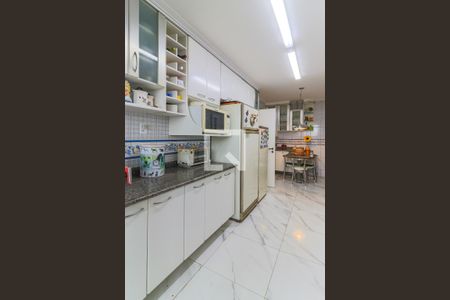 Apartamento à venda com 161m², 4 quartos e 1 vagaCozinha