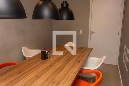 Apartamento à venda com 34m², 2 quartos e sem vagaÁrea comum 