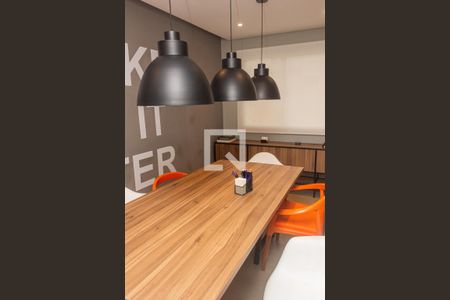 Apartamento à venda com 34m², 2 quartos e sem vagaÁrea comum 