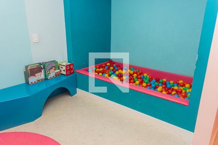 Apartamento à venda com 34m², 2 quartos e sem vagaÁrea comum 