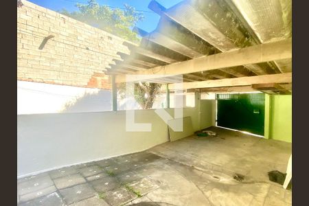 Casa à venda com 250m², 2 quartos e 6 vagasQuintal