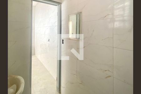 Casa à venda com 250m², 2 quartos e 6 vagasBanheiro 2