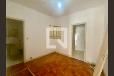 Quarto 1 de casa para alugar com 2 quartos, 250m² em Vila Prudente, São Paulo