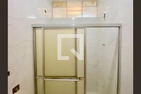 Casa à venda com 250m², 2 quartos e 6 vagasBanheiro 1