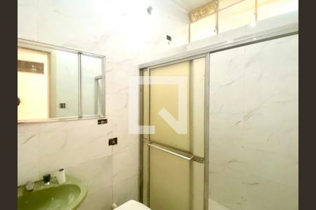 Casa à venda com 250m², 2 quartos e 6 vagasBanheiro 1