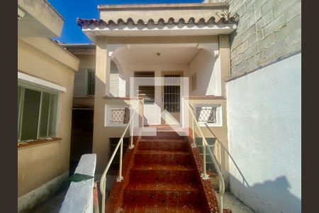 Casa à venda com 250m², 2 quartos e 6 vagasEntrada