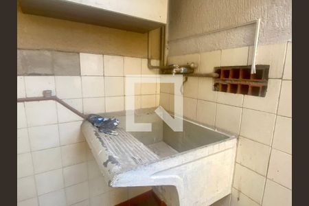 Casa à venda com 250m², 2 quartos e 6 vagasLavanderia