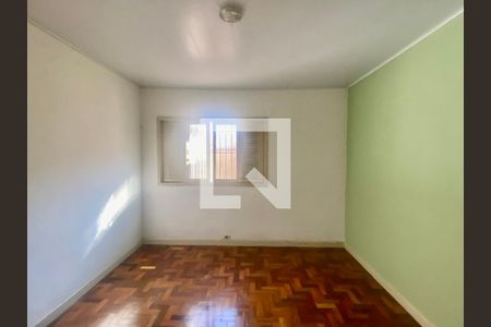 Casa à venda com 250m², 2 quartos e 6 vagasQuarto 2