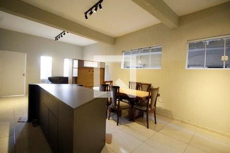 Casa para alugar com 210m², 2 quartos e 1 vaga Casa para alugar com 210m², 2 quartos e 1 vagaCozinha