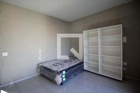 Quarto 2 de casa para alugar com 2 quartos, 210m² em Vila Penteado, São Paulo