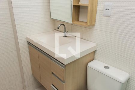 Apartamento à venda com 68m², 2 quartos e 1 vaga Apartamento à venda com 68m², 2 quartos e 1 vagaBanheiro