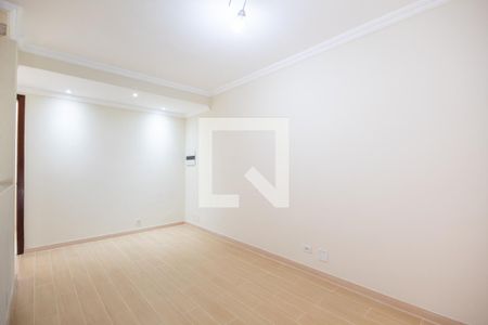 Sala de casa de condomínio para alugar com 2 quartos, 112m² em Conceição, Osasco