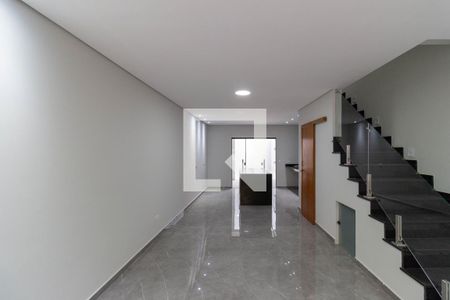 Sala de casa à venda com 3 quartos, 150m² em Vila Carrão, São Paulo