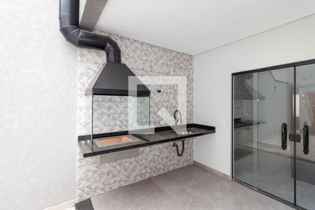 Casa à venda com 150m², 3 quartos e 2 vagasChurrasqueira