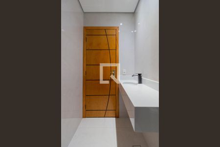 Casa à venda com 150m², 3 quartos e 2 vagasBanheiro da Suíte 1