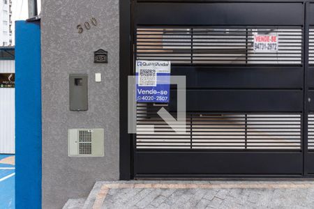 Casa à venda com 150m², 3 quartos e 2 vagasFachada com a Plaquinha Instalada 