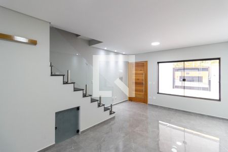 Sala de casa à venda com 3 quartos, 150m² em Vila Carrão, São Paulo