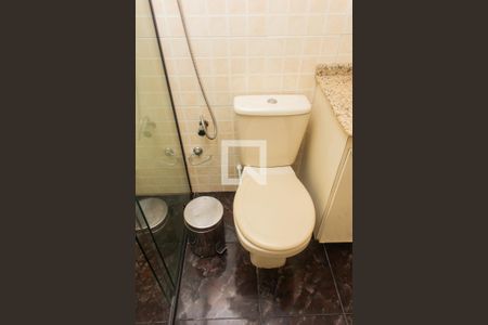 Apartamento à venda com 68m², 2 quartos e 1 vaga Apartamento à venda com 68m², 2 quartos e 1 vagaBanheiro