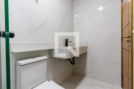 Casa de condomínio à venda com 160m², 3 quartos e 2 vagasBanheiro da Suíte 2