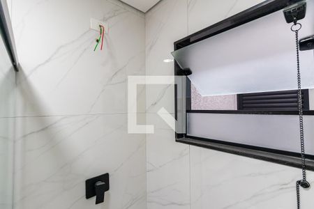 Casa de condomínio à venda com 160m², 3 quartos e 2 vagasBanheiro da Suíte 1