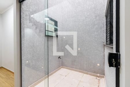 Casa de condomínio à venda com 160m², 3 quartos e 2 vagasSuíte 2