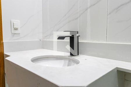 Casa de condomínio à venda com 160m², 3 quartos e 2 vagasBanheiro da Suíte 1