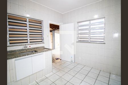 Cozinha de casa para alugar com 2 quartos, 70m² em Vila Mazzei, São Paulo