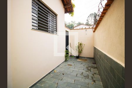 Casa à venda com 70m², 2 quartos e 1 vagaQuintal