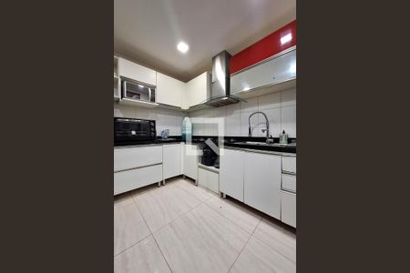 Apartamento à venda com 55m², 2 quartos e sem vagaCozinha
