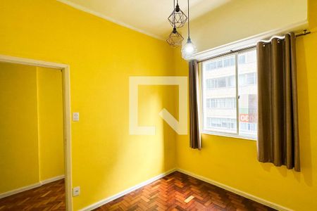 Quarto 01 de apartamento à venda com 3 quartos, 100m² em Copacabana, Rio de Janeiro