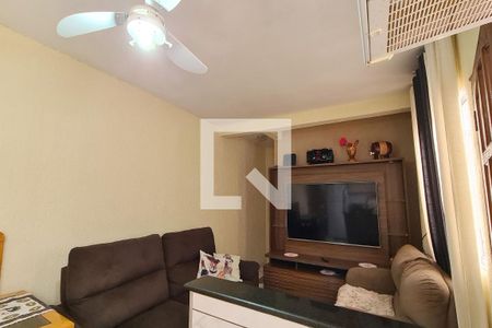 Casa à venda com 200m², 5 quartos e 2 vagas Casa à venda com 200m², 5 quartos e 2 vagasSala - Casa 2