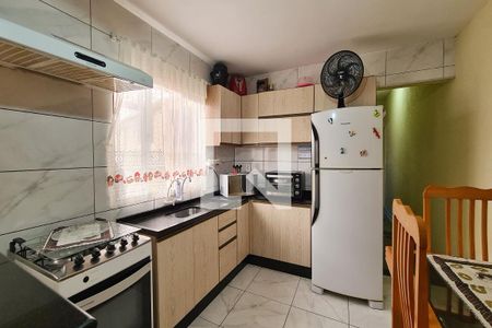 Casa à venda com 200m², 5 quartos e 2 vagas Casa à venda com 200m², 5 quartos e 2 vagasCozinha - Casa 2