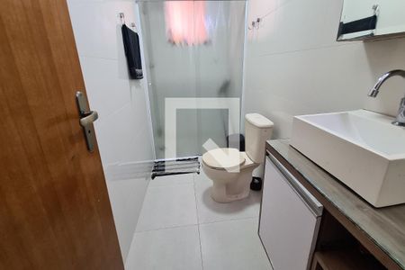 Casa à venda com 200m², 5 quartos e 2 vagas Casa à venda com 200m², 5 quartos e 2 vagasBanheiro - Casa 1