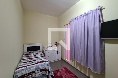 Casa à venda com 200m², 5 quartos e 2 vagas Casa à venda com 200m², 5 quartos e 2 vagasQuarto 2 - Casa 2