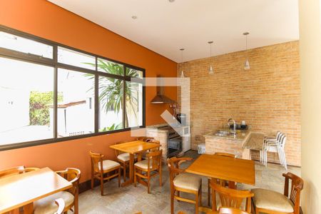 Apartamento à venda com 190m², 3 quartos e 6 vagasÁrea comum - Salão de festas