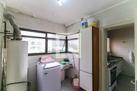 Apartamento à venda com 190m², 3 quartos e 6 vagasÁrea de Serviço