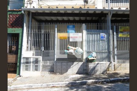 Casa para alugar com 38m², 1 quarto e sem vagaFachada
