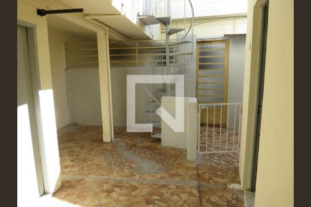Casa para alugar com 38m², 1 quarto e sem vagaEntrada/Quintal