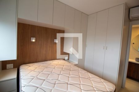 Suíte  de apartamento à venda com 1 quarto, 53m² em Chácara Santo Antônio (zona Sul), São Paulo