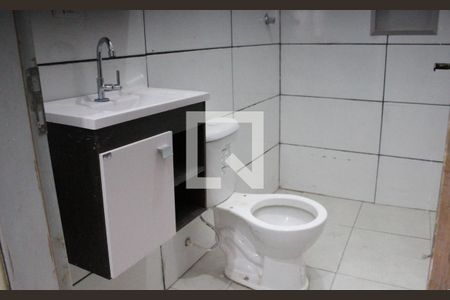 Banheiro de casa para alugar com 1 quarto, 40m² em Quarta Parada, São Paulo