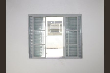 Kitnet de casa para alugar com 1 quarto, 28m² em Parque Itaberaba, São Paulo