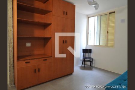 Quarto 1 - Armários de apartamento para alugar com 2 quartos, 64m² em Pinheiros, São Paulo