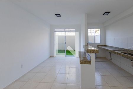 Sala de apartamento à venda com 1 quarto, 51m² em Palmeiras, Belo Horizonte